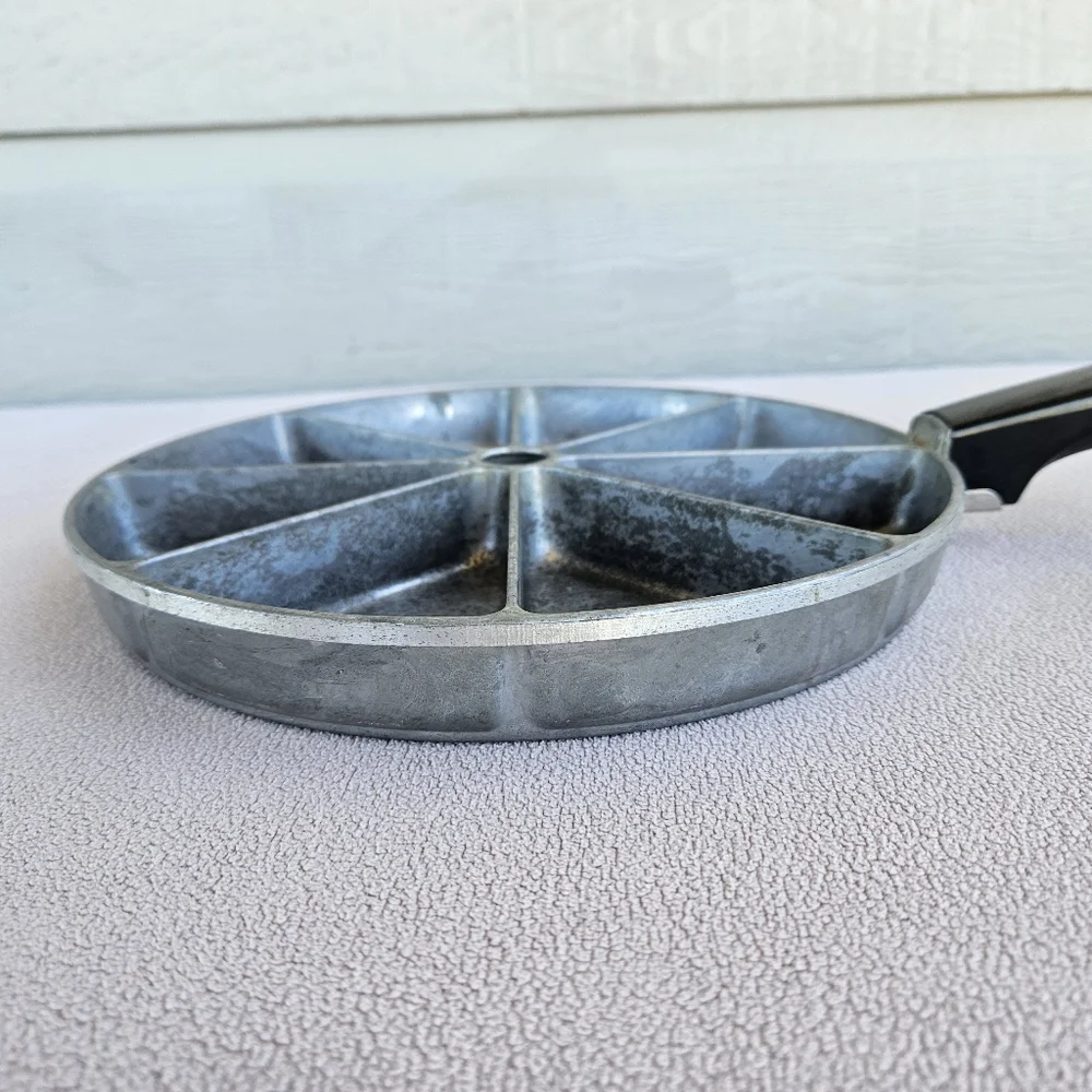 Nordic Ware vtg jon’e